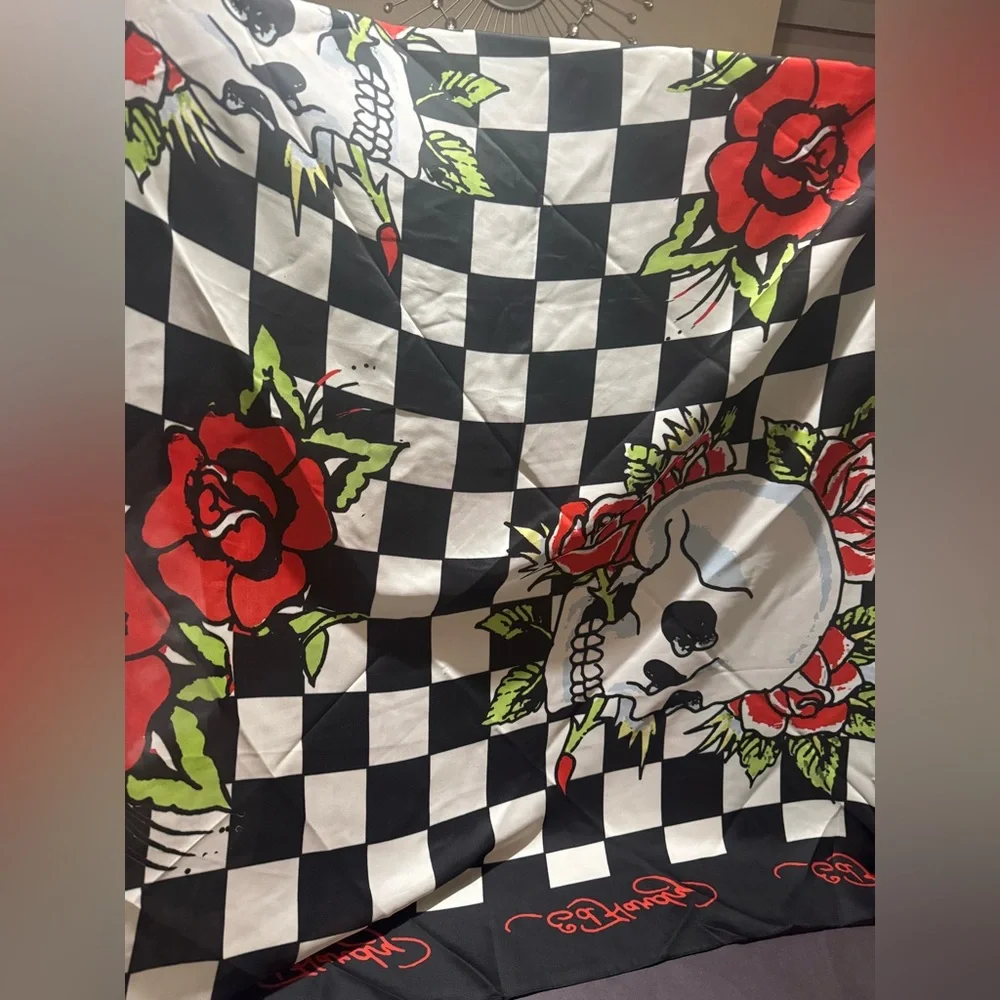 Ed Hardy Checkered Skull and Roses Scarf BNWT - Picture 6 of 9